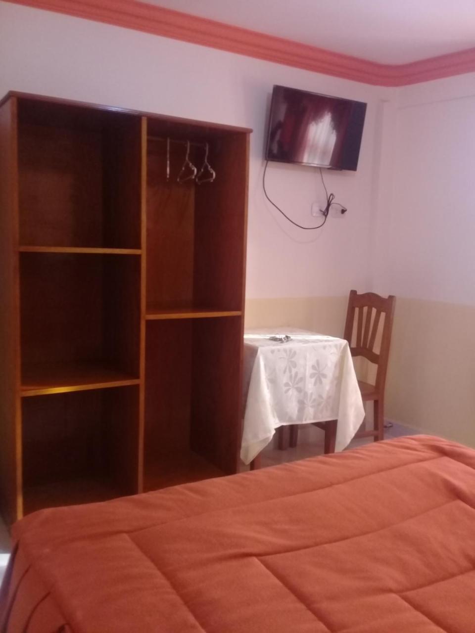 Hotel Ideal Вильясон Экстерьер фото
