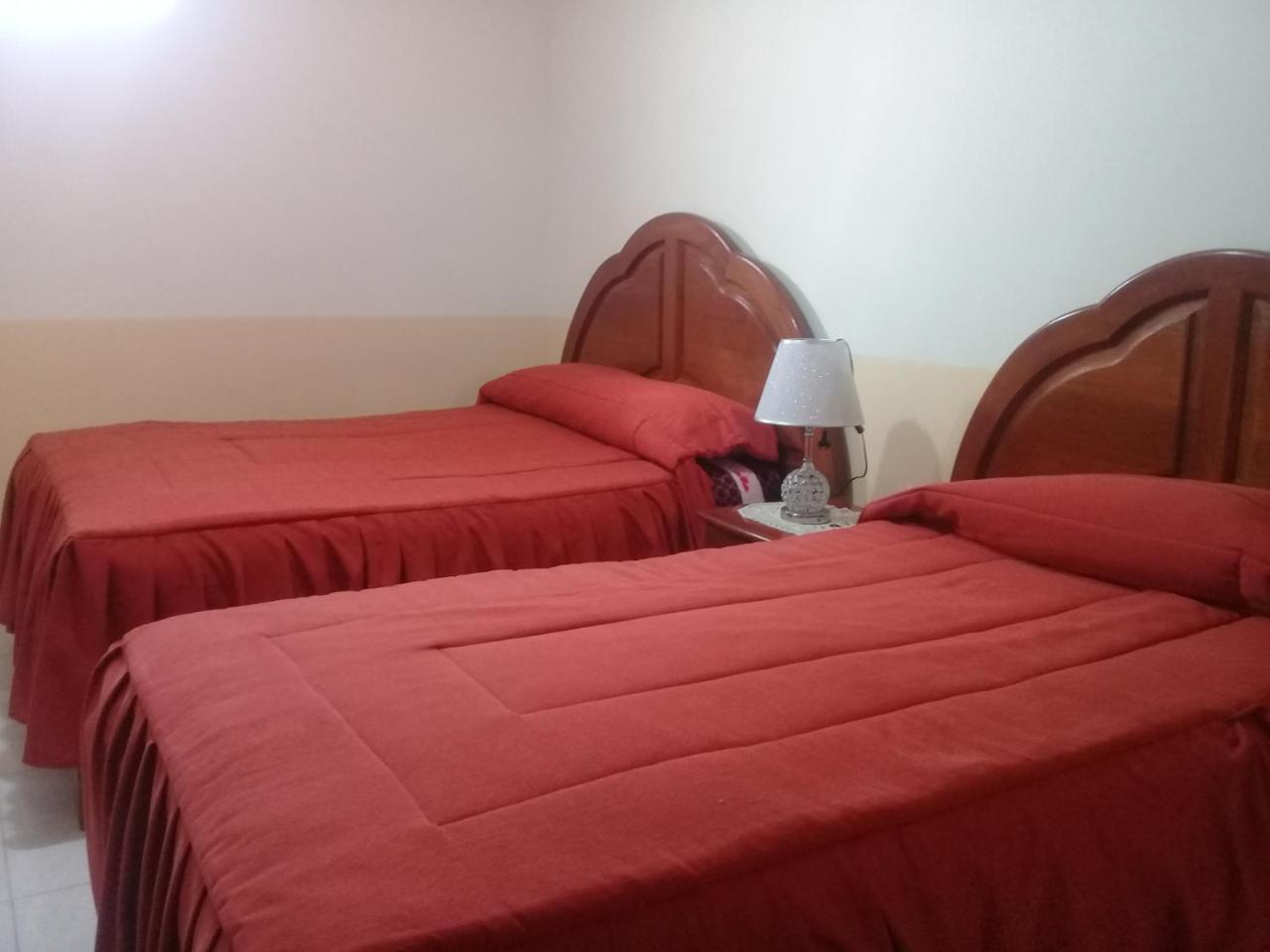Hotel Ideal Вильясон Экстерьер фото
